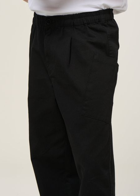Pantalon large cargo en coton bio | noir "black max pants" - Thinking Mu