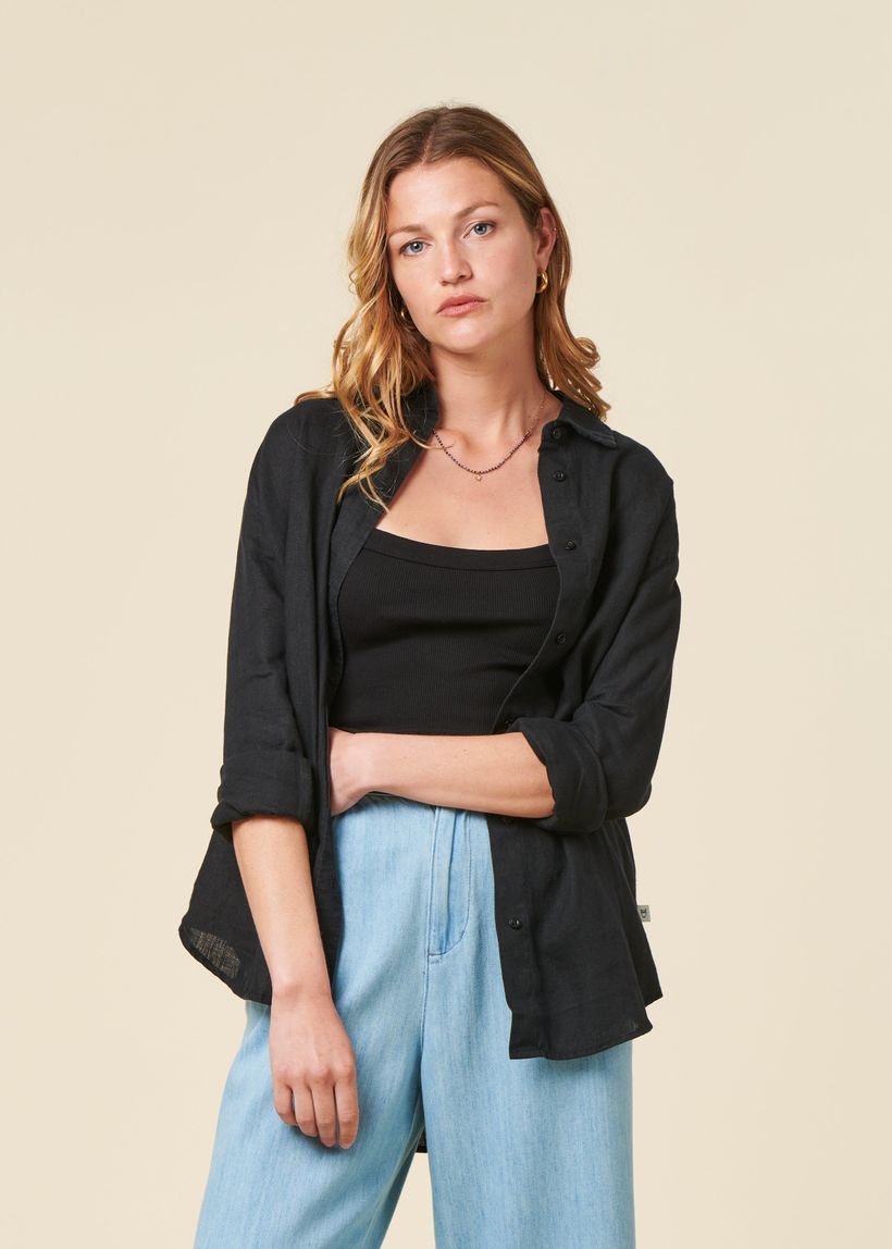 Chemise en lin biologique | noir "loose linen long sleeved shirt black jet" - Knowledge Cotton Apparel
