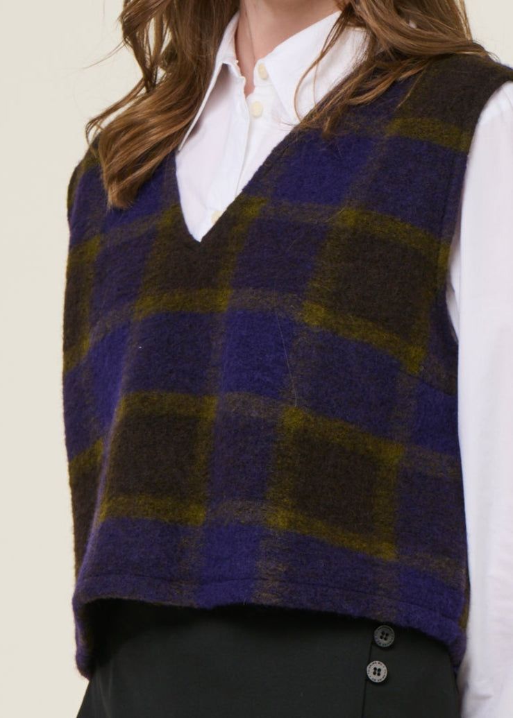 Pull sans manches en laine et coton bio | carreaux "cropped vest wool-blend - purple checked" - Rotholz