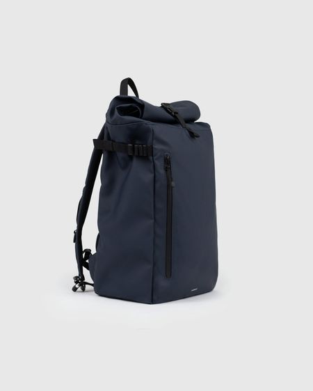 Sac à dos 20l en nylon recyclé | bleu "stream slim rolltop m - navy" - Sandqvist
