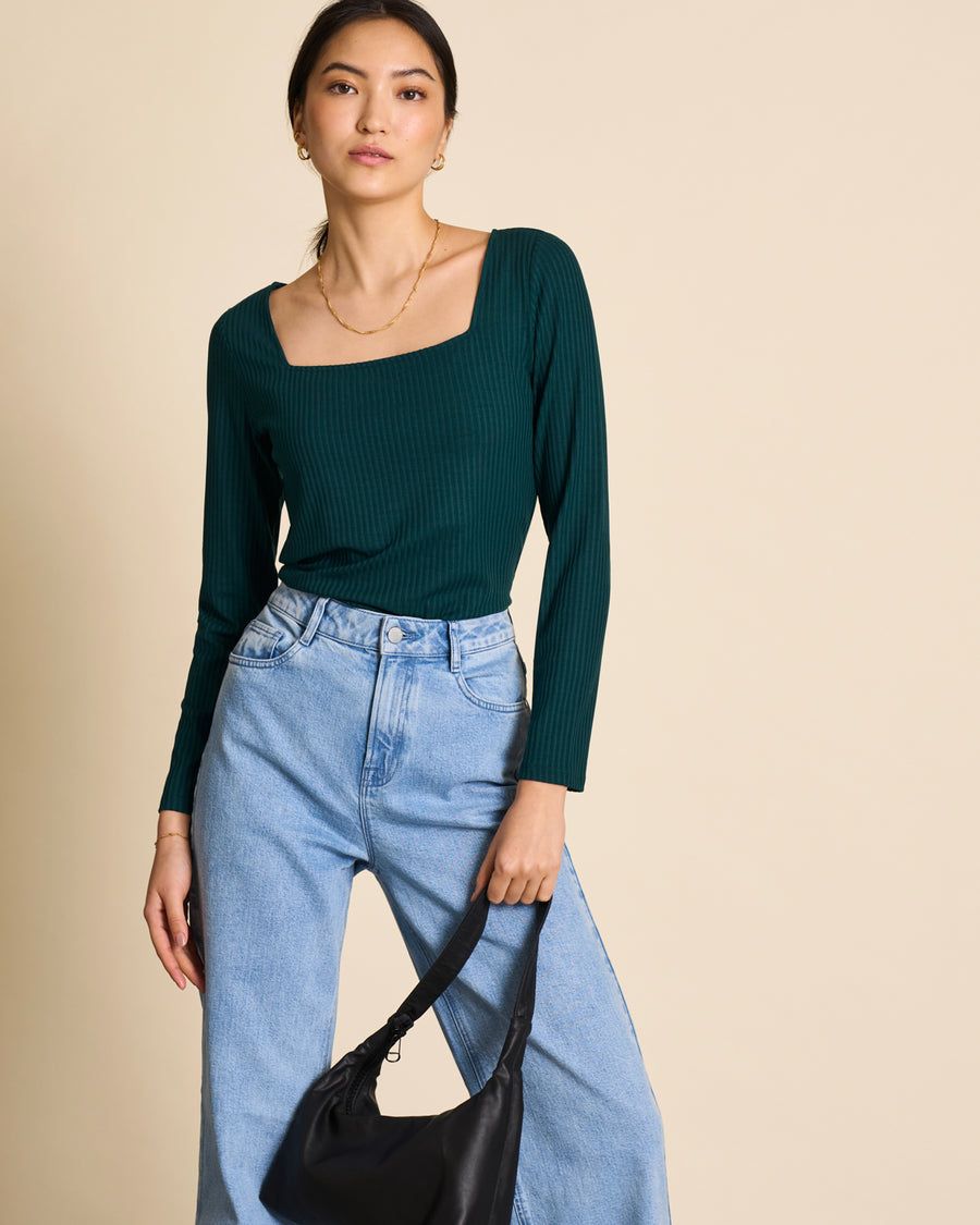 T-shirt manches longues col carré en tencel vert 