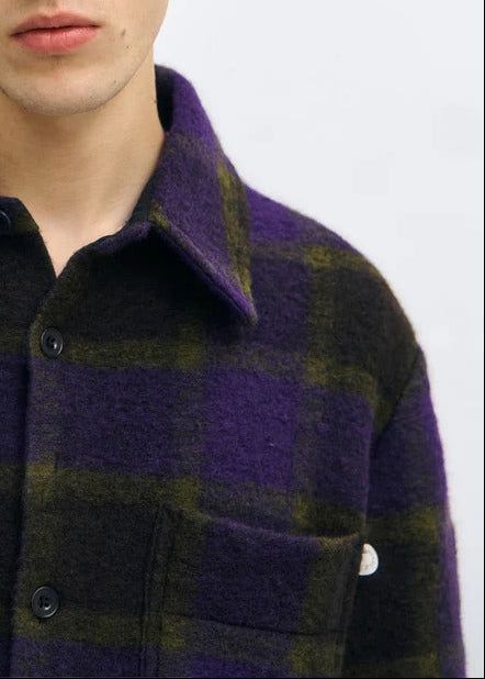 Veste en laine et coton bio | carreaux "relaxed overshirt wool-blend - purple checked" - Rotholz