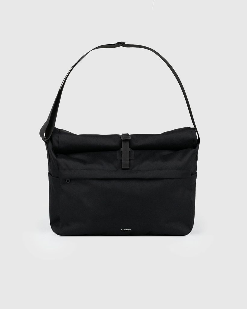 Sac bandoulière 29l en nylon recyclé | noir "icon messenger bag" - Sandqvist