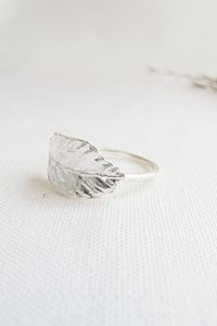 Bague feuille en argent recyclé