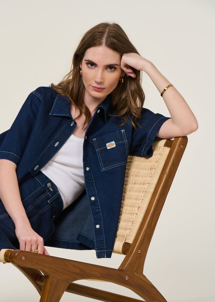 Chemise denim en coton biologique | bleu "lina painter denim shirt dark blue - dark blue" - Nudie Jeans
