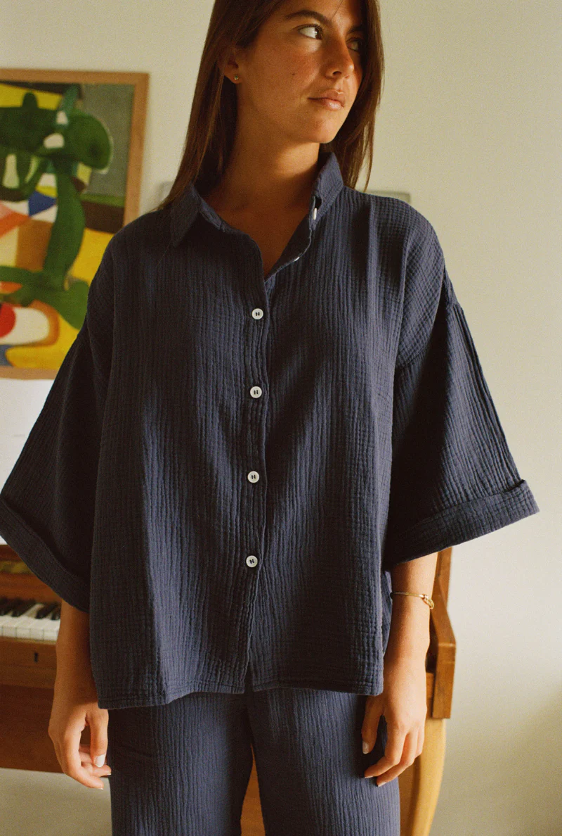 Chemise de pyjama en coton bio | bleu "mimosa" - Nénés Paris