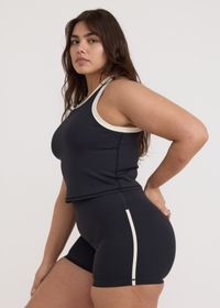 Biker en nylon recyclé | noir "active flow bike shorts - black"