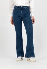 Jean flare bleu foncé en coton bio et recyclé - isy flared stone indigo