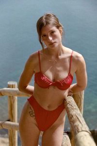 Bas maillot tanga rouge en recyclé - cocoa