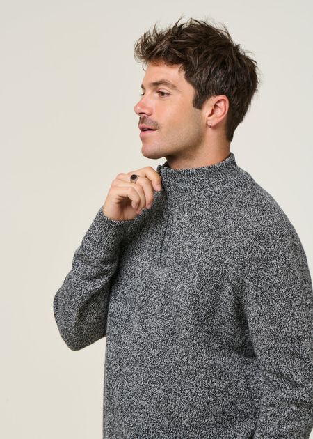 Pull col zippé  en laine recyclée | gris "antxiko - black" - Bask in the Sun