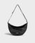 Banane matelassée en recyclé | noir "glossy black crossbody bag"