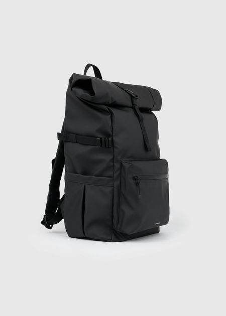 Sac à dos 34l en matière recyclée | noir "stream rolltop backpack l - black" - Sandqvist