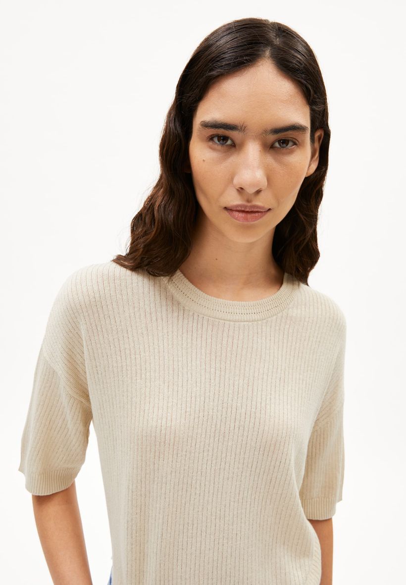 Top maille en lin, coton bio et ecovero  | écru "lizaa lino - raw white" - Armedangels