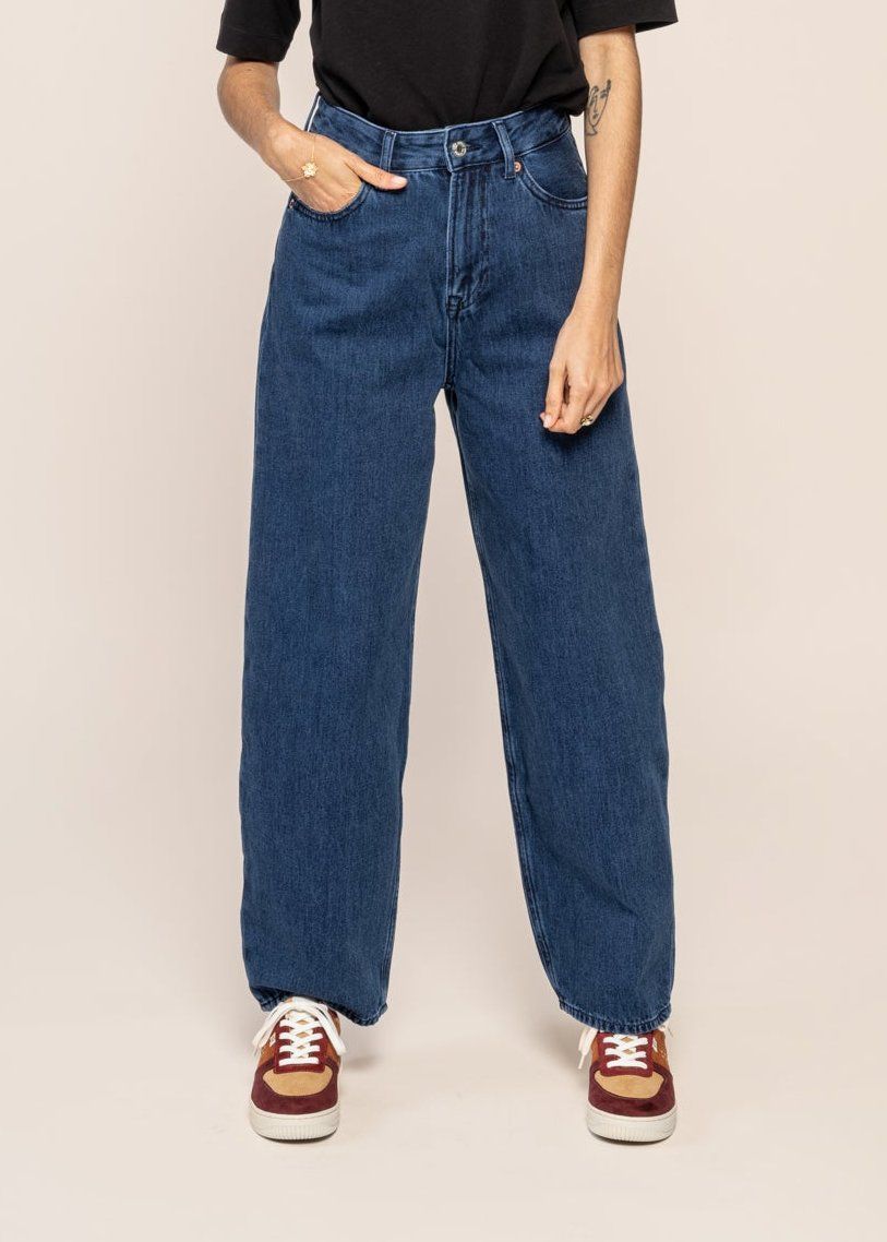 Jean ballon en coton bio bleu leila cropped alex dark worn Kings of Indigo