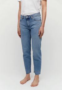 Jean droit bleu clair en coton bio -  fjellaa cropped mid blue
