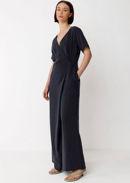 Combinaison fluide en tencel | noir "mono adela - black" - SKFK