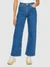 Jean droit en coton bio | bleu "gale straight mid-rise medium blue 5-pocket jeans"