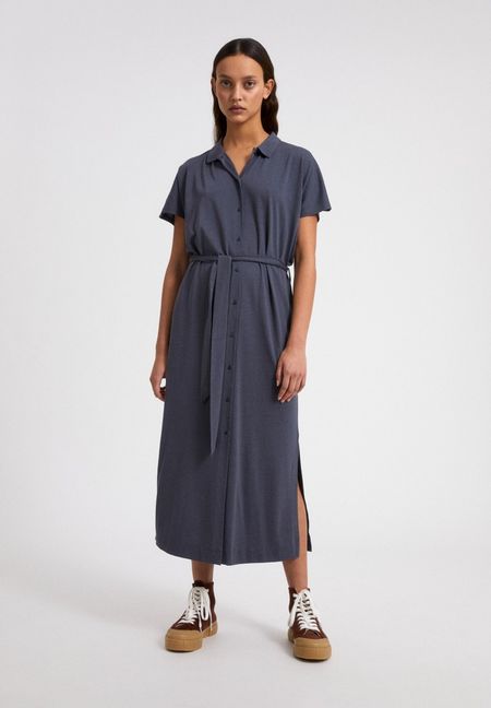 Robe longue cintrée indigo en tencel et coton bio - iskaa