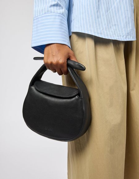 Sac à main en cuir certifié | noir " coco croissant black soft grain leather" - O My Bag