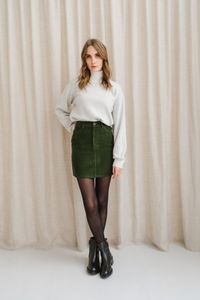 Jupe courte velours en coton bio | vert foncé "bottle green corduroy marsha skirt"
