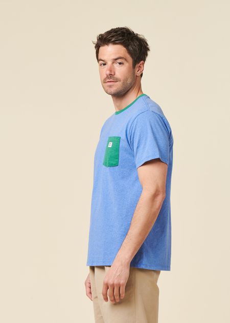 T-shirt en matières recyclées | bleu "shop sticker pocket responsibili-tee - abundant blue" - Patagonia