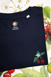 T-shirt marine brodé en coton bio - griottes marine