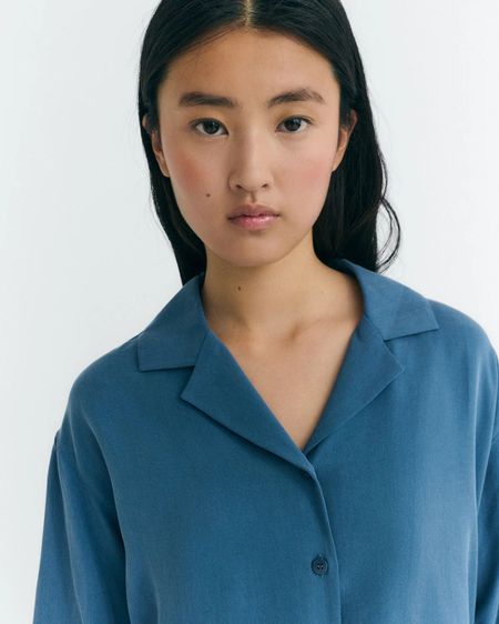 Chemise en tencel | bleu "sea sira blouse - blu" - Thinking Mu