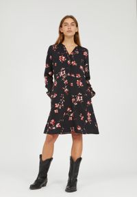 Robe imprimé floral noire en viscose - inaari flower batik