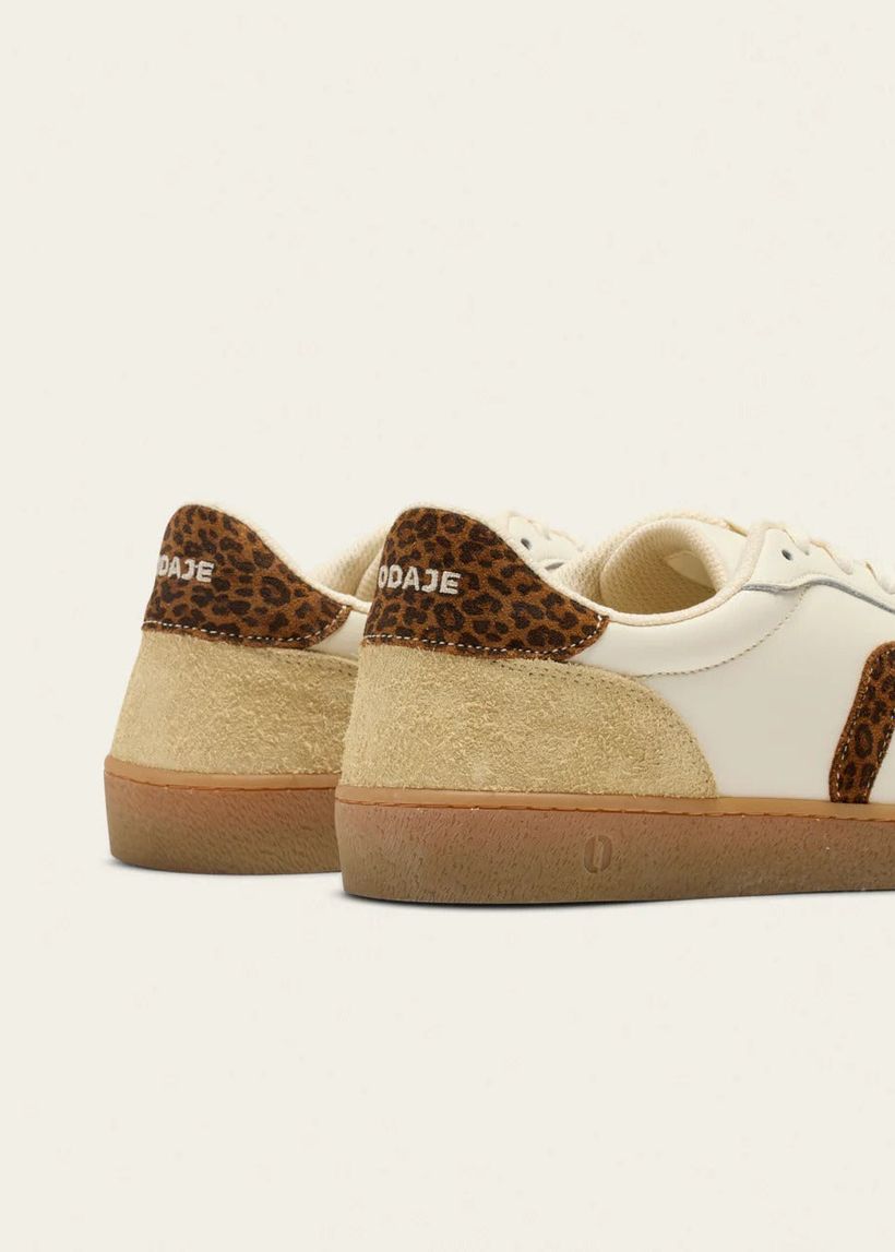 Baskets en cuir certifié | léopard "baskets basses lucia - suède-effiloché-écru-léopard" - Odaje ex M.Moustache