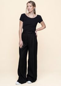 Pantalon à pinces ample en ecovero | noir "kaayua - black"