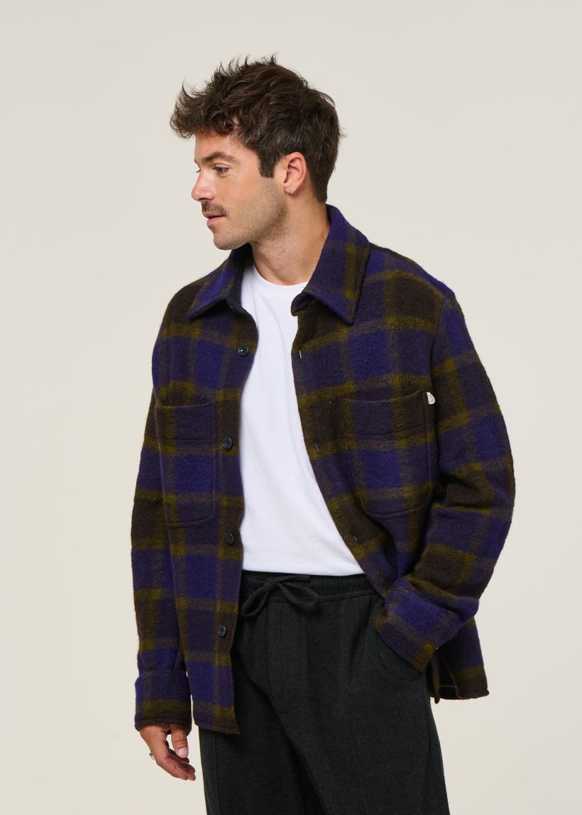 Veste en laine et coton bio | carreaux "relaxed overshirt wool-blend - purple checked" - Rotholz