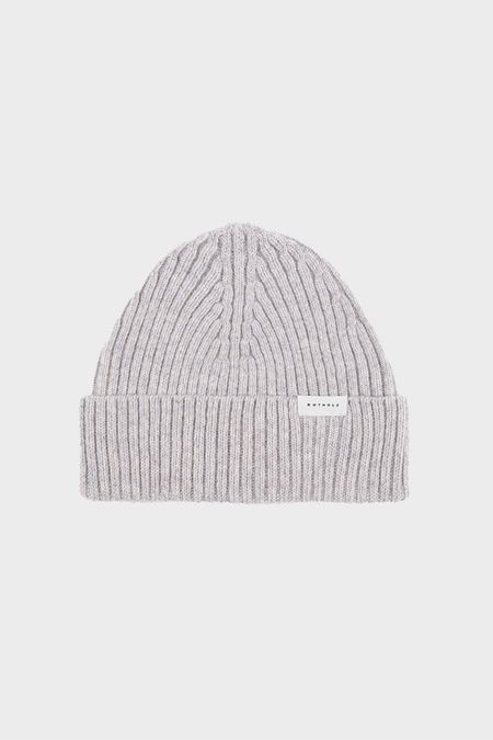 Bonnet en laine et matière recyclée | gris clair "classic ribbed beanie ash heather"